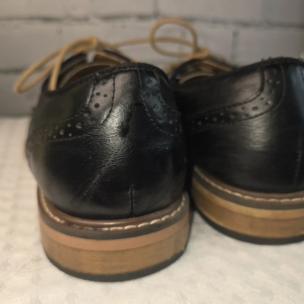 MADDEN MENS ALK CAP TOE OXFORD BLACK ORTHOLITE DRESS SHOE SIZE 10 EUC0.